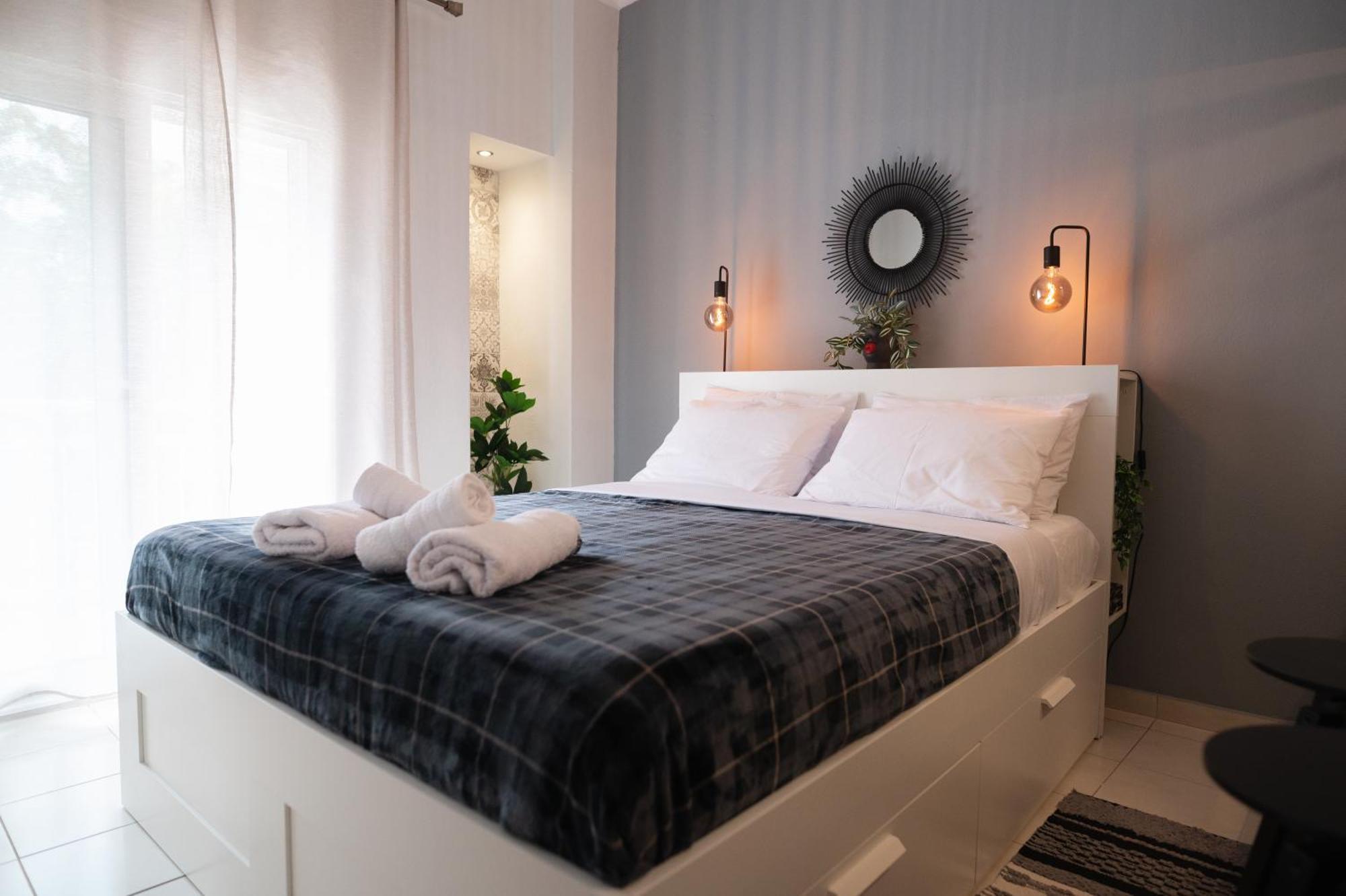 Sapphire Majesty Suite By Heaven'S Hall Luxury Suites Aleksandropolis Zewnętrze zdjęcie